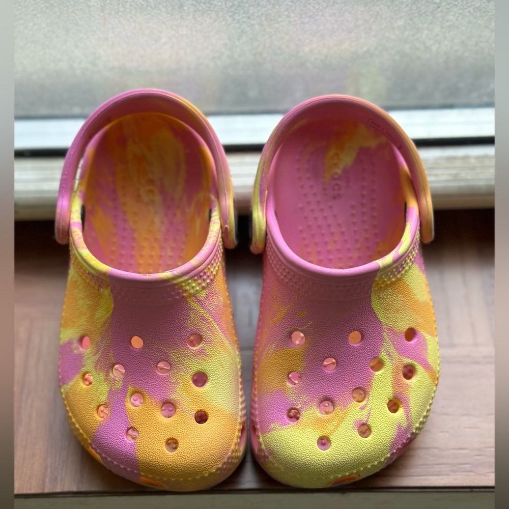 Toddler Classic tie dye Crocs
